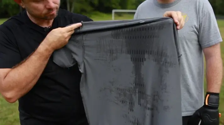 alt with moisture wicking demonstration